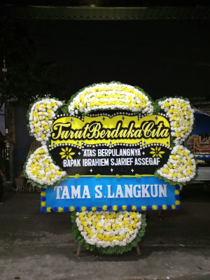 Papan Bunga Duka di Cilembu